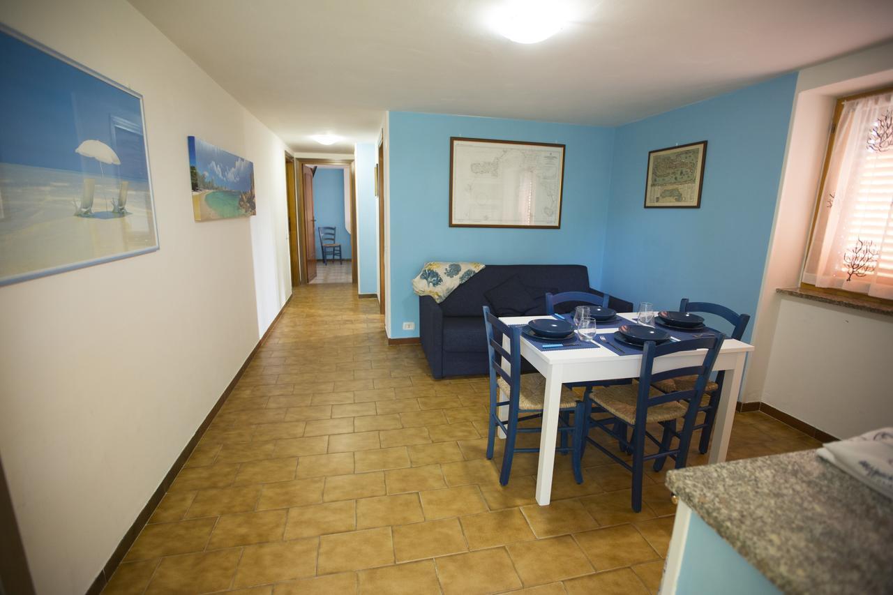 Appartamento In Villa Valentini, Fronte Mare, Giardino E Parcheggio Privato, Wifi, Dotato Di Tutti I Confort, Nel Golfo Di Gaeta Minturno Exterior photo